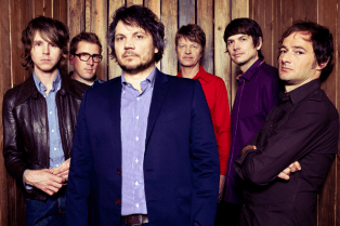 640px-Wilco_MassMoca_AustinNelson